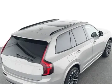 VOLVO XC90 FACELIFT Ultra Dark Recharge Plug-In Hybrid