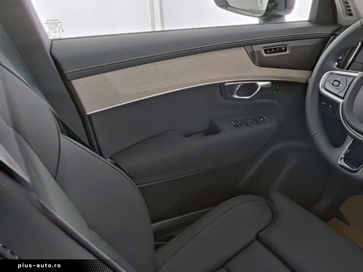 VOLVO XC90 FACELIFT Ultra Dark Recharge Plug-In Hybrid