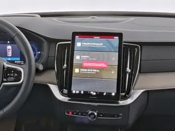 VOLVO XC90 FACELIFT Ultra Dark Recharge Plug-In Hybrid
