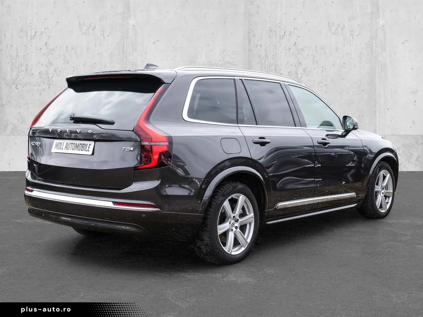 VOLVO XC90 FACELIFT Ultra Bright Recharge Plug-In Hybr