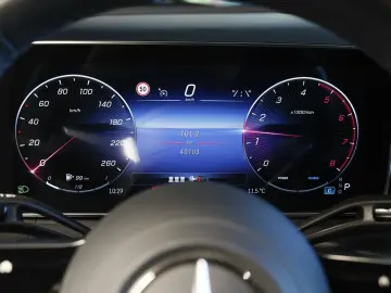 MERCEDES-BENZ GLC 200 4M AMG Rückfahrkamera Ambiente…
