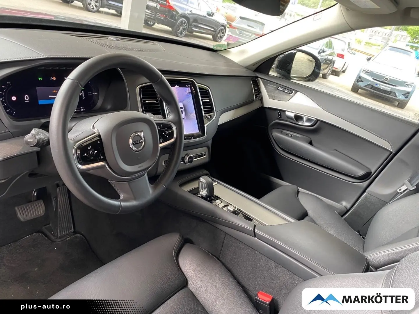 VOLVO XC90 T8 AWD Recharge Plus Dark 7-Sitzer Four-C