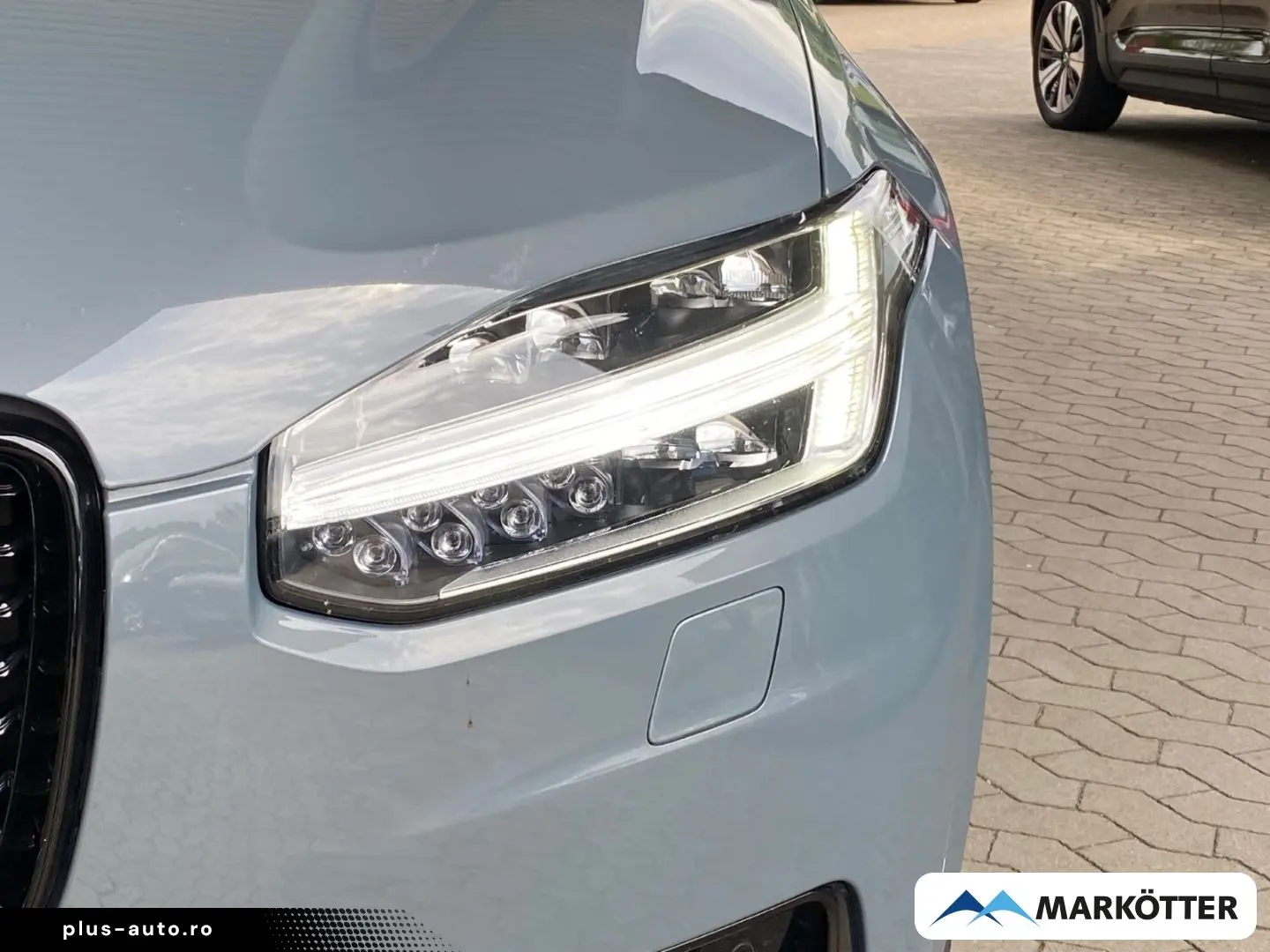 VOLVO XC90 T8 AWD Recharge Plus Dark 7-Sitzer Four-C