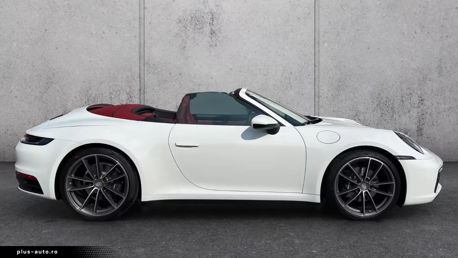 Porsche 992 911 Carrera Cabrio Sports Exhaus Sport Seats