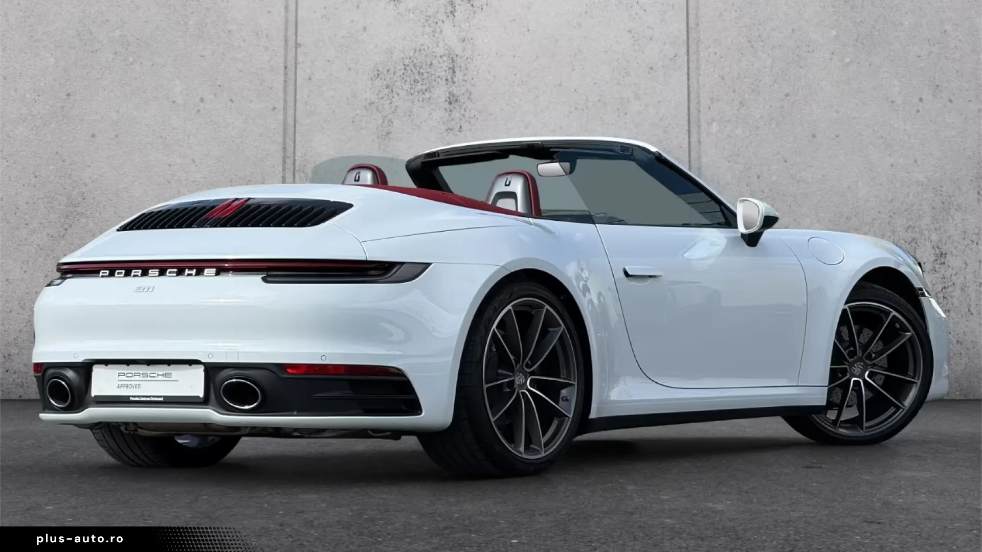 Porsche 992 911 Carrera Cabrio Sports Exhaus Sport Seats