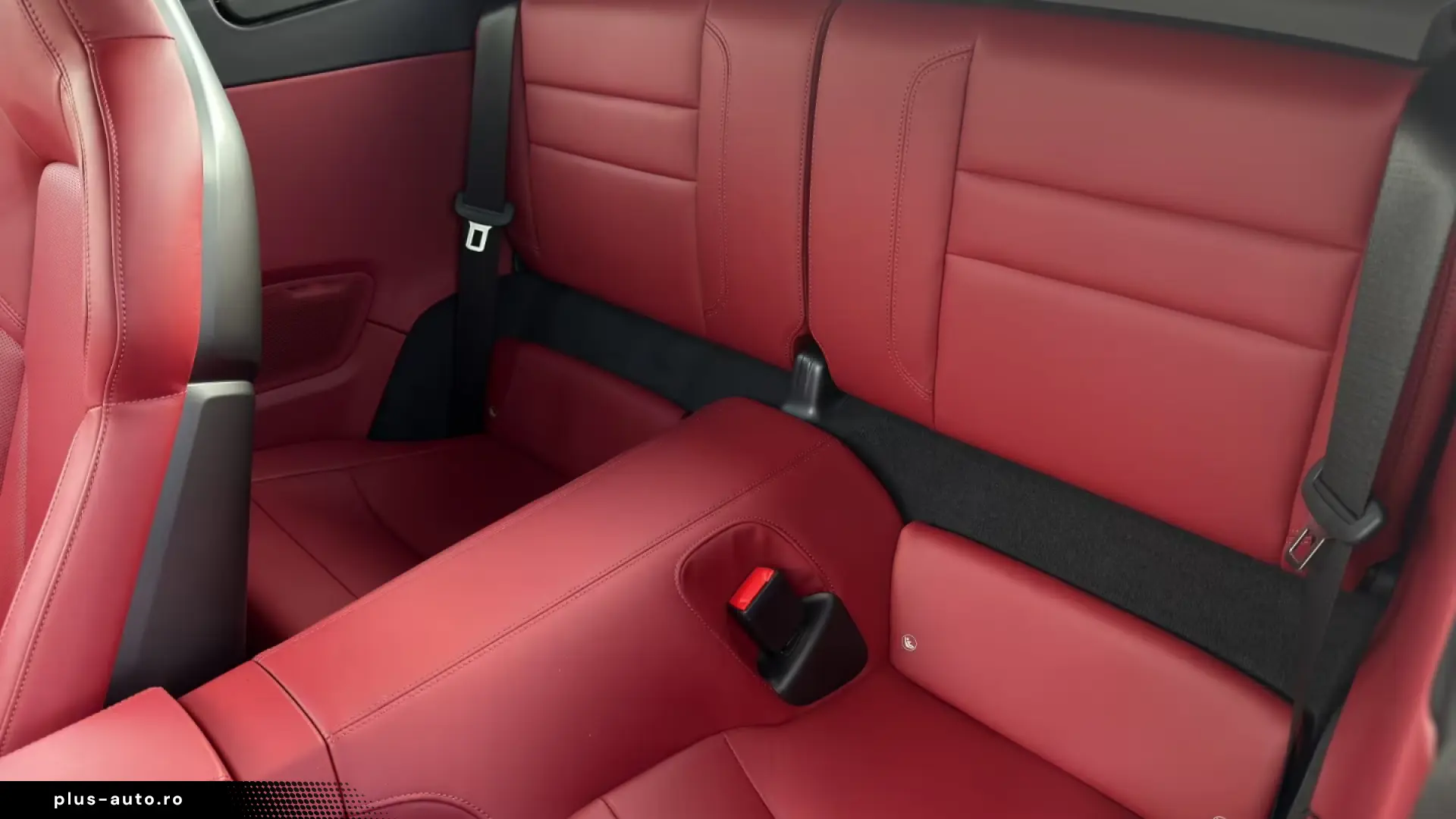 Porsche 992 911 Carrera Cabrio Sports Exhaus Sport Seats
