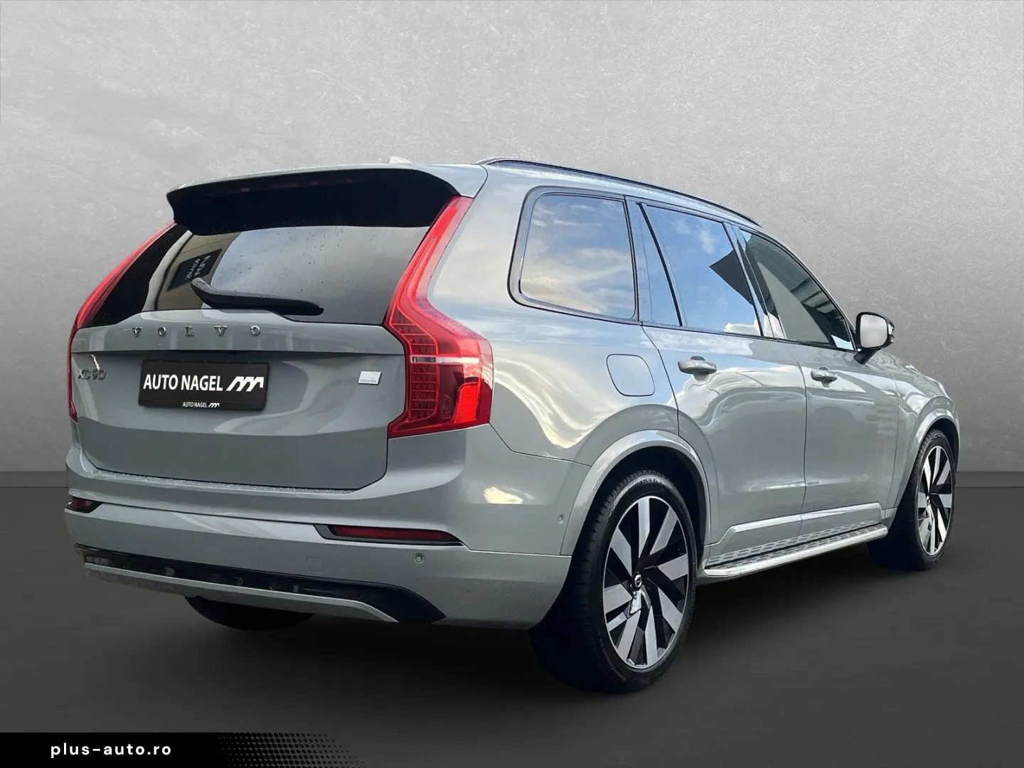 VOLVO XC90 Ultimate Dark T8 AWD Plug-In