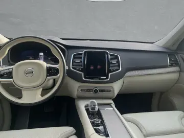 VOLVO XC90 Ultimate Dark T8 AWD Plug-In