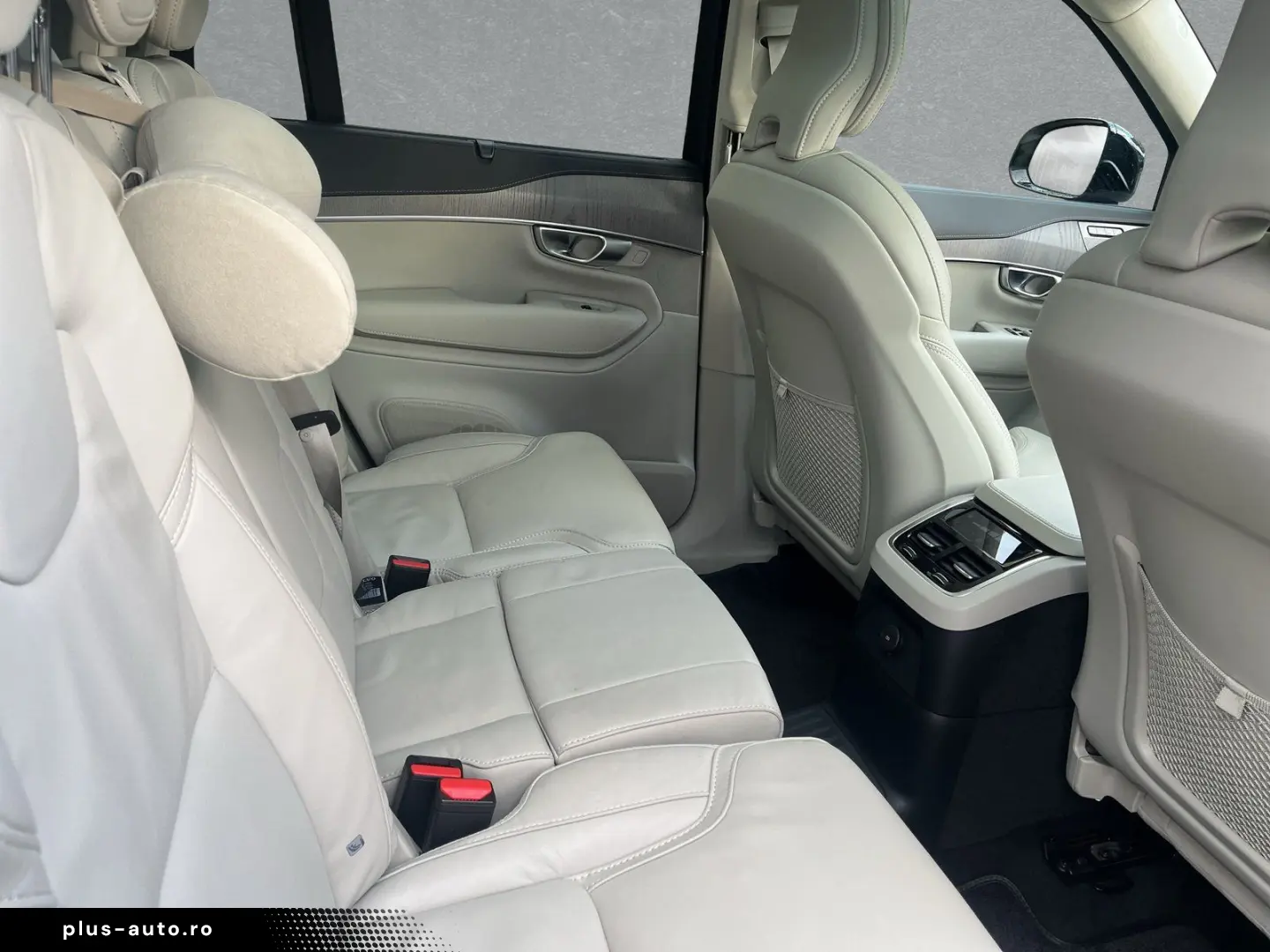 VOLVO XC90 Ultimate Dark T8 AWD Plug-In