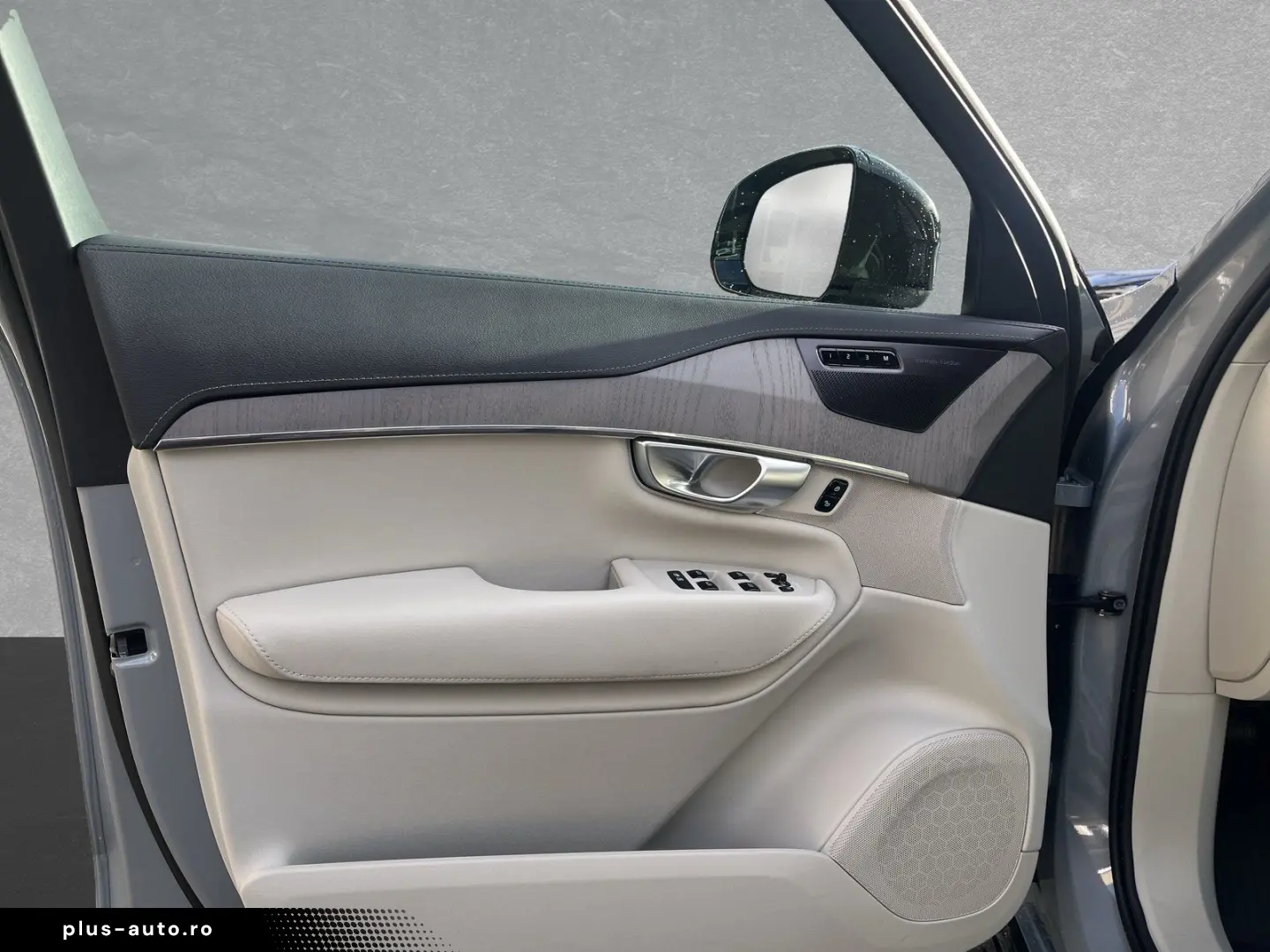 VOLVO XC90 Ultimate Dark T8 AWD Plug-In