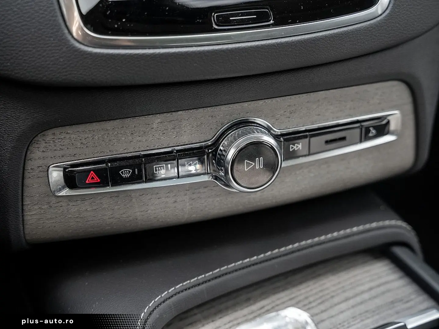 VOLVO XC90 T8 Ultimate Bright Recharge AWD AKTIVSITZE