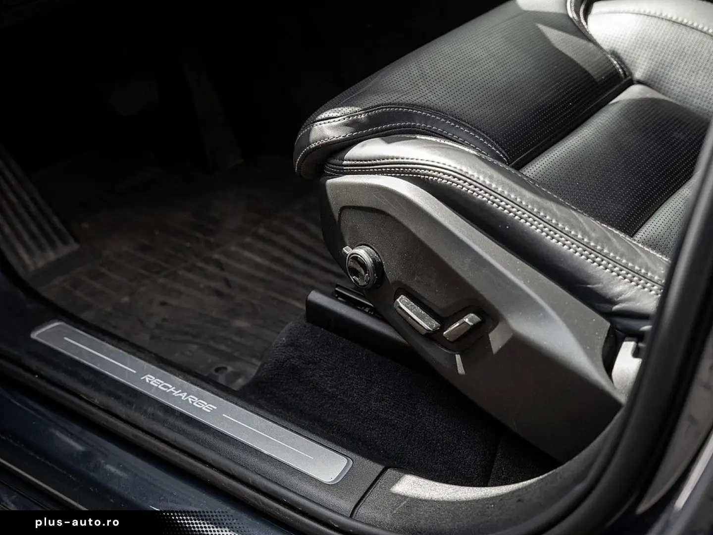 VOLVO XC90 T8 Ultimate Bright Recharge AWD AKTIVSITZE
