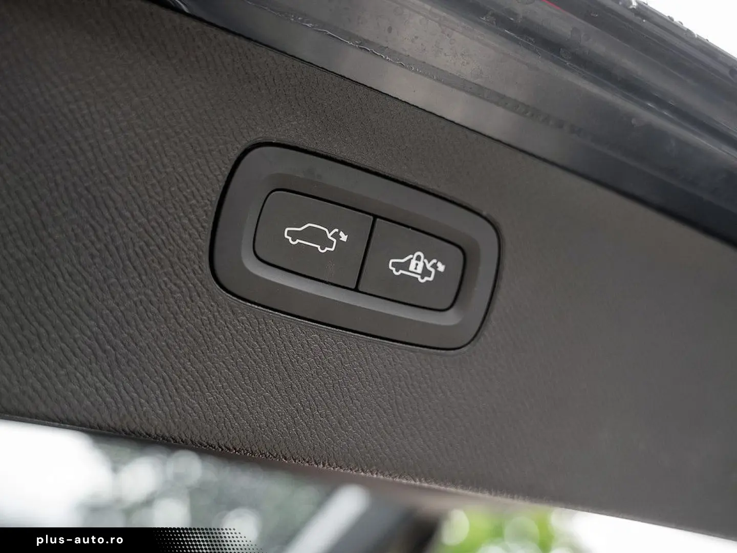 VOLVO XC90 T8 Ultimate Bright Recharge AWD AKTIVSITZE