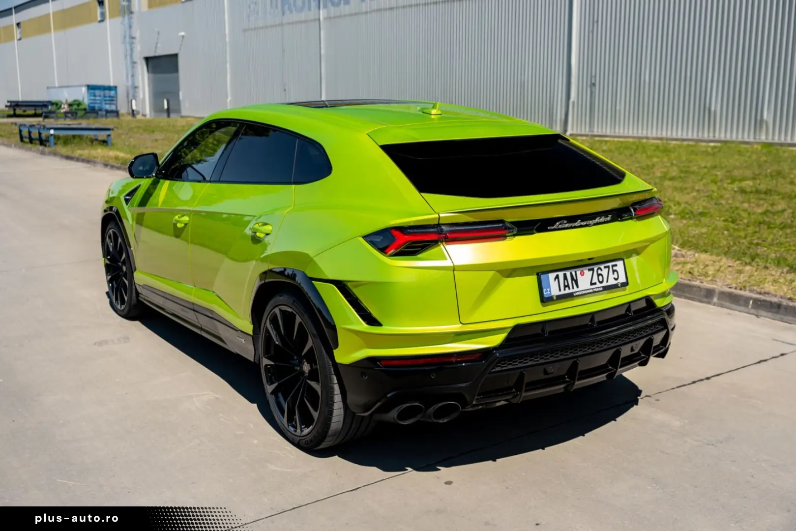 LAMBORGHINI Urus 4.0 V8 S Verde Citrea BO Night AHK WAR 4 28