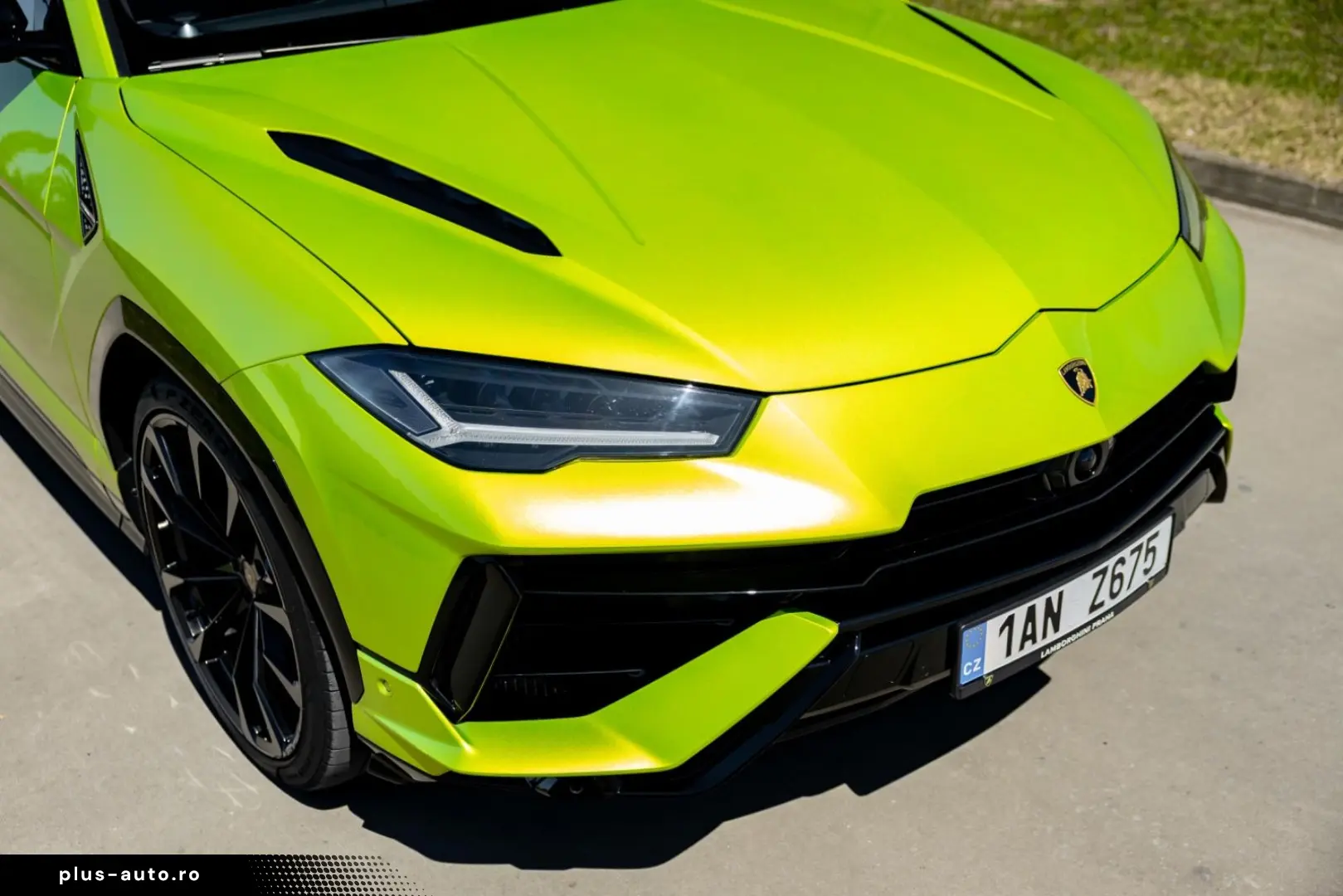 LAMBORGHINI Urus 4.0 V8 S Verde Citrea BO Night AHK WAR 4 28