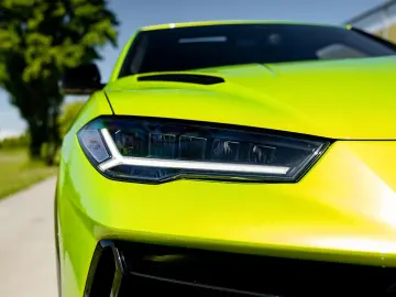 LAMBORGHINI Urus 4.0 V8 S Verde Citrea BO Night AHK WAR 4 28