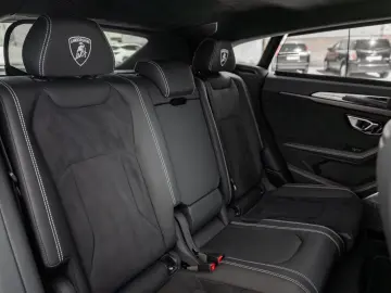 LAMBORGHINI Urus 4.0 V8 S Verde Citrea BO Night AHK WAR 4 28