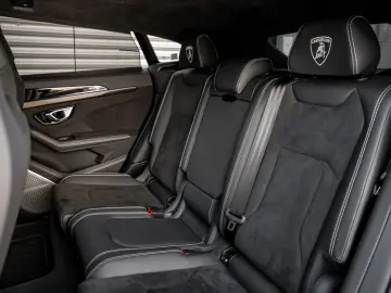 LAMBORGHINI Urus 4.0 V8 S Verde Citrea BO Night AHK WAR 4 28