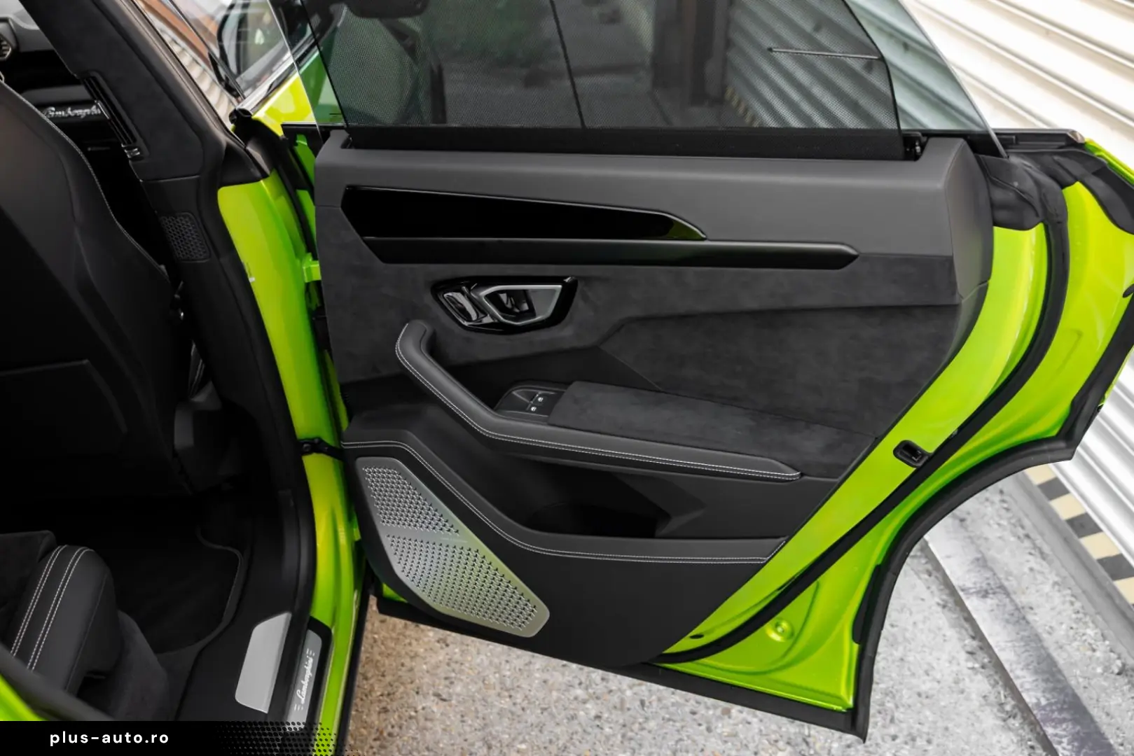 LAMBORGHINI Urus 4.0 V8 S Verde Citrea BO Night AHK WAR 4 28