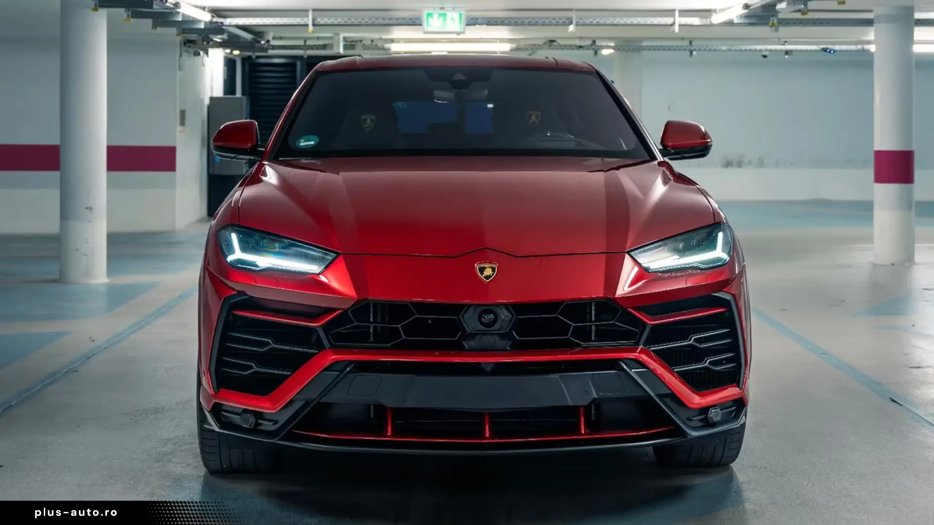 Lamborghini Urus 23  B&O PANO CARBON MASSAGE AMBIENT