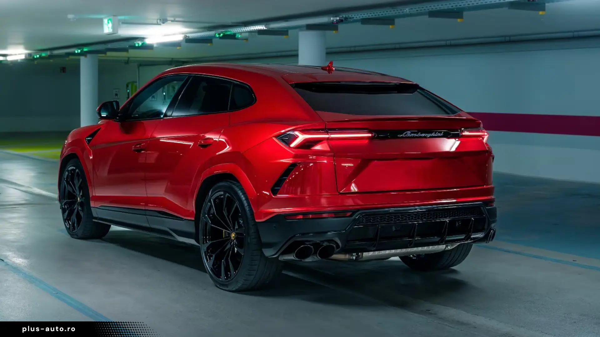 Lamborghini Urus 23  B&O PANO CARBON MASSAGE AMBIENT