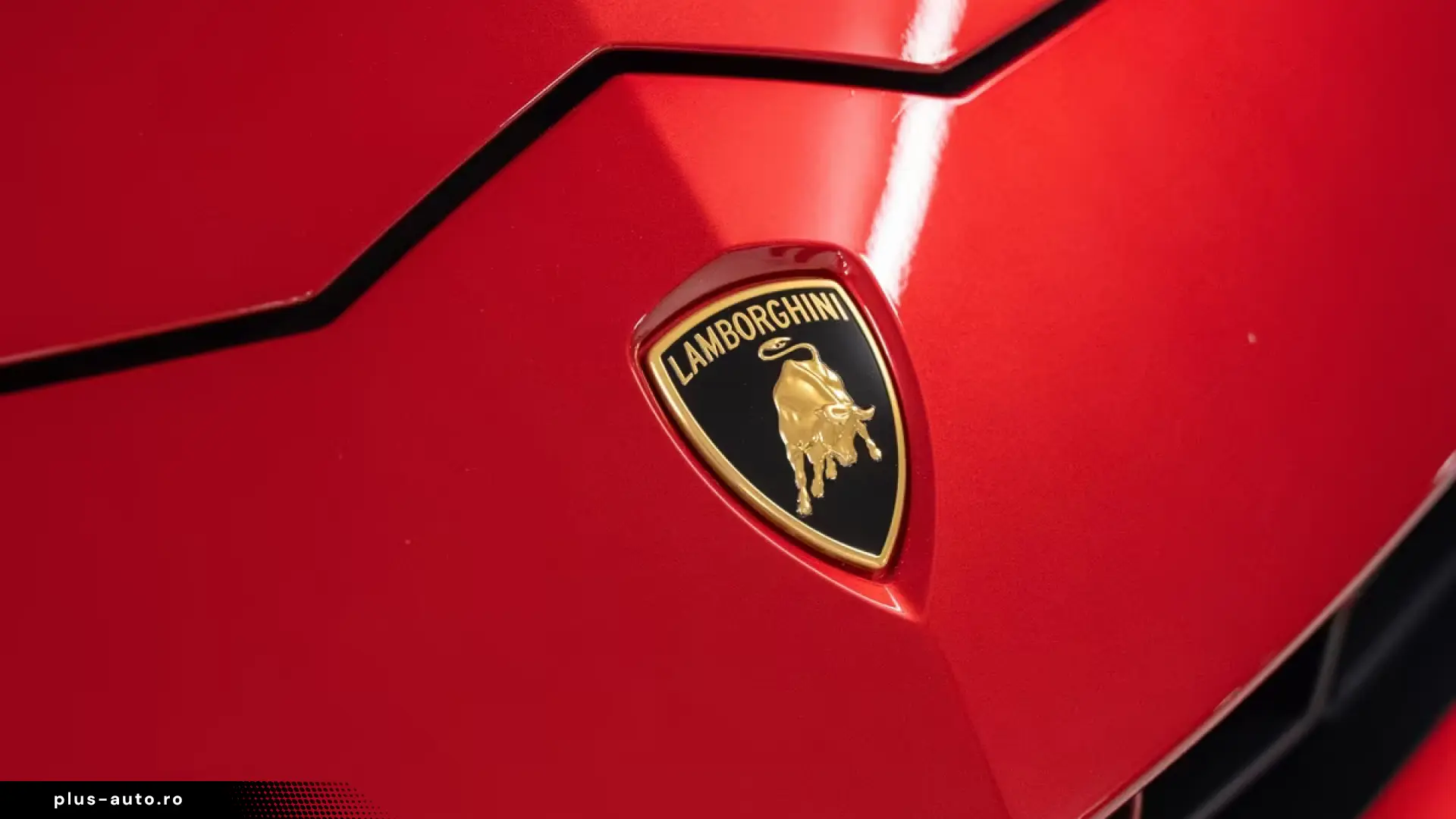 Lamborghini Urus 23  B&O PANO CARBON MASSAGE AMBIENT