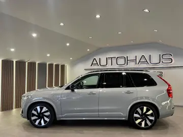 VOLVO XC90 Plus Dark Recharge Plug-In Hybrid AWD