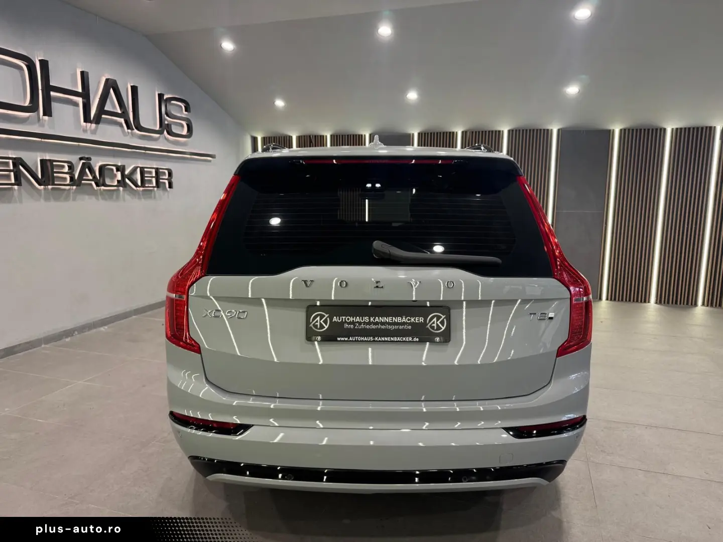 VOLVO XC90 Plus Dark Recharge Plug-In Hybrid AWD