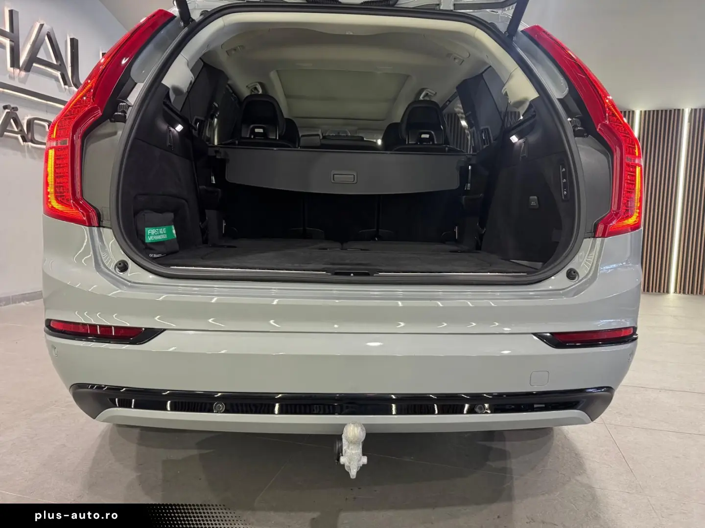 VOLVO XC90 Plus Dark Recharge Plug-In Hybrid AWD