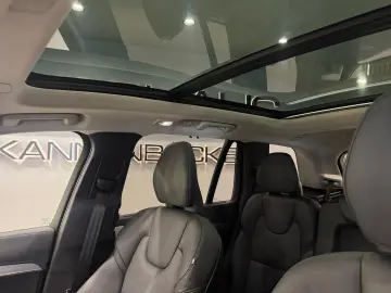 VOLVO XC90 Plus Dark Recharge Plug-In Hybrid AWD