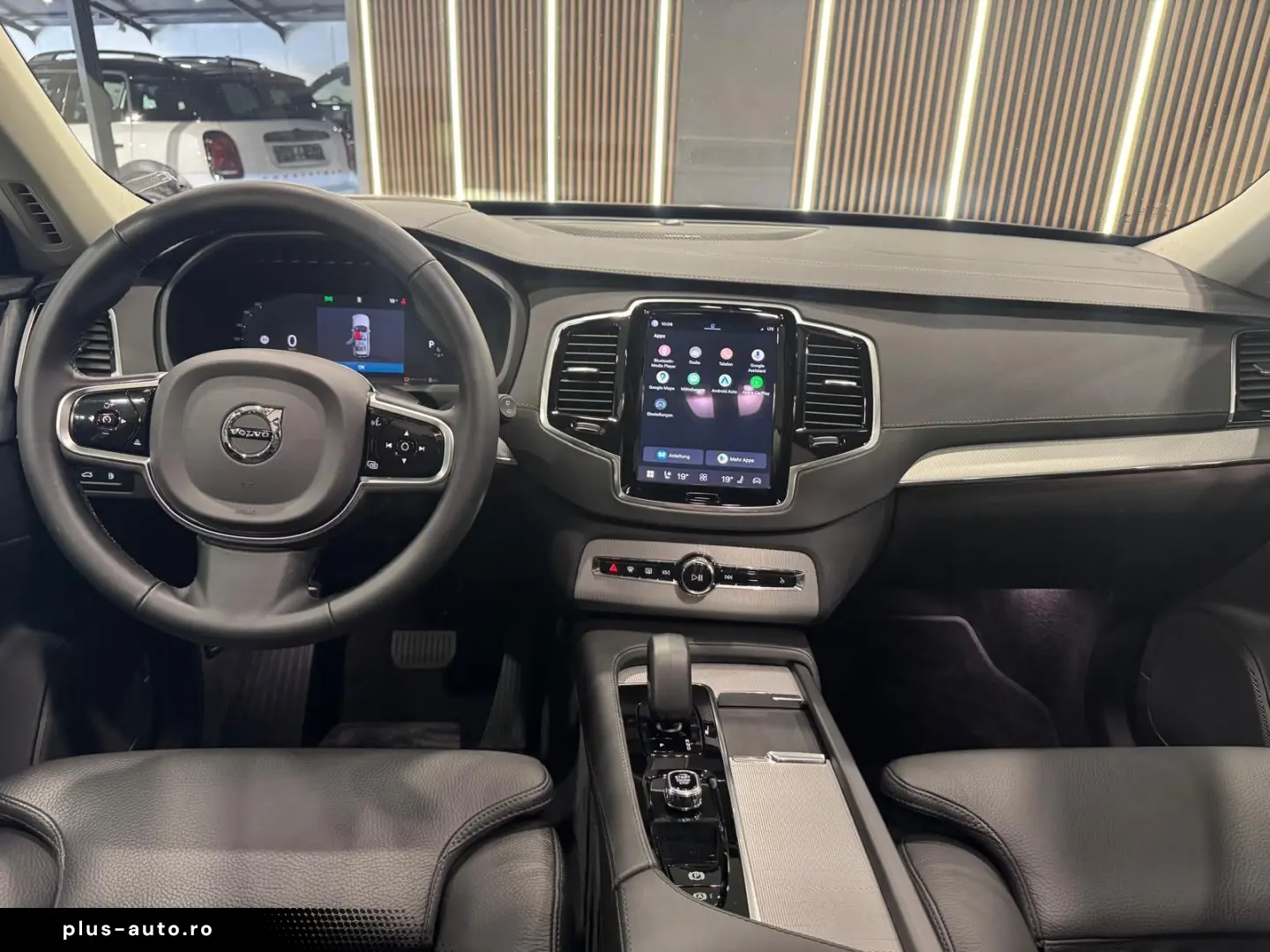 VOLVO XC90 Plus Dark Recharge Plug-In Hybrid AWD