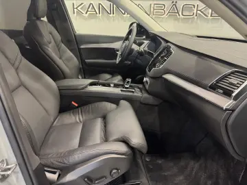 VOLVO XC90 Plus Dark Recharge Plug-In Hybrid AWD
