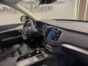 VOLVO XC90 Plus Dark Recharge Plug-In Hybrid AWD
