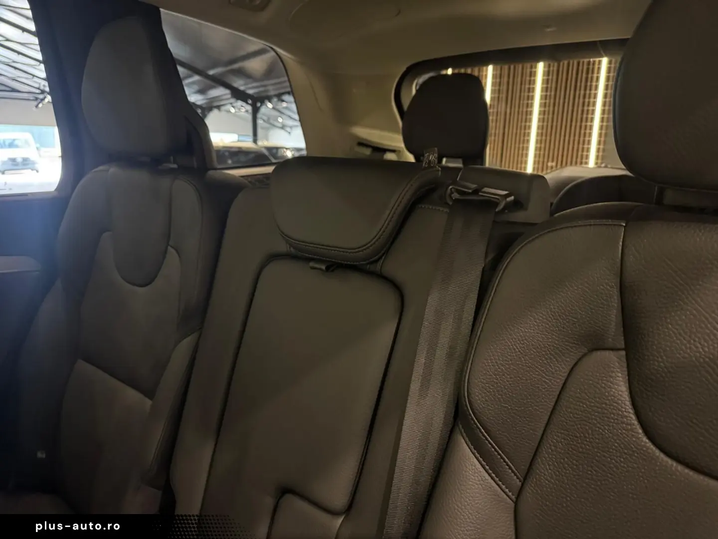 VOLVO XC90 Plus Dark Recharge Plug-In Hybrid AWD