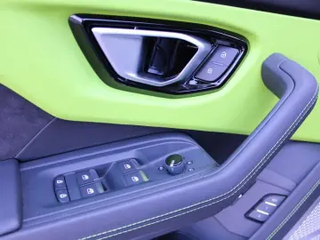 LAMBORGHINI UrusS 4.0 V8 Biturbo Sport