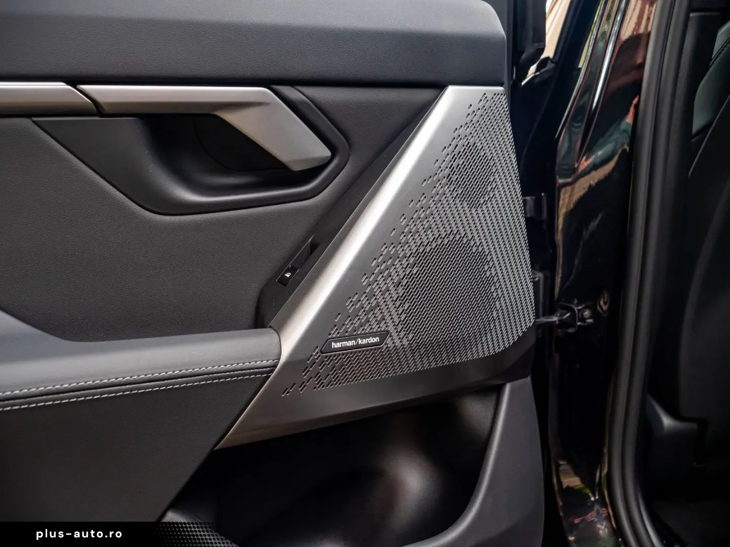 BMW 520d M-SPORTPRO PANO HEADUP KAMRA GLOW H&K