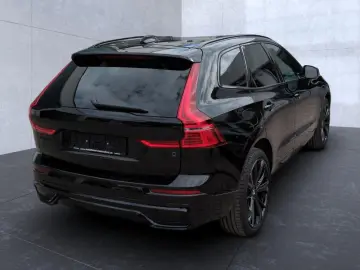 VOLVO XC 60 Plus Black Edition AWD