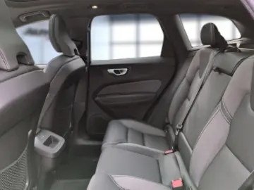 VOLVO XC 60 Plus Black Edition AWD