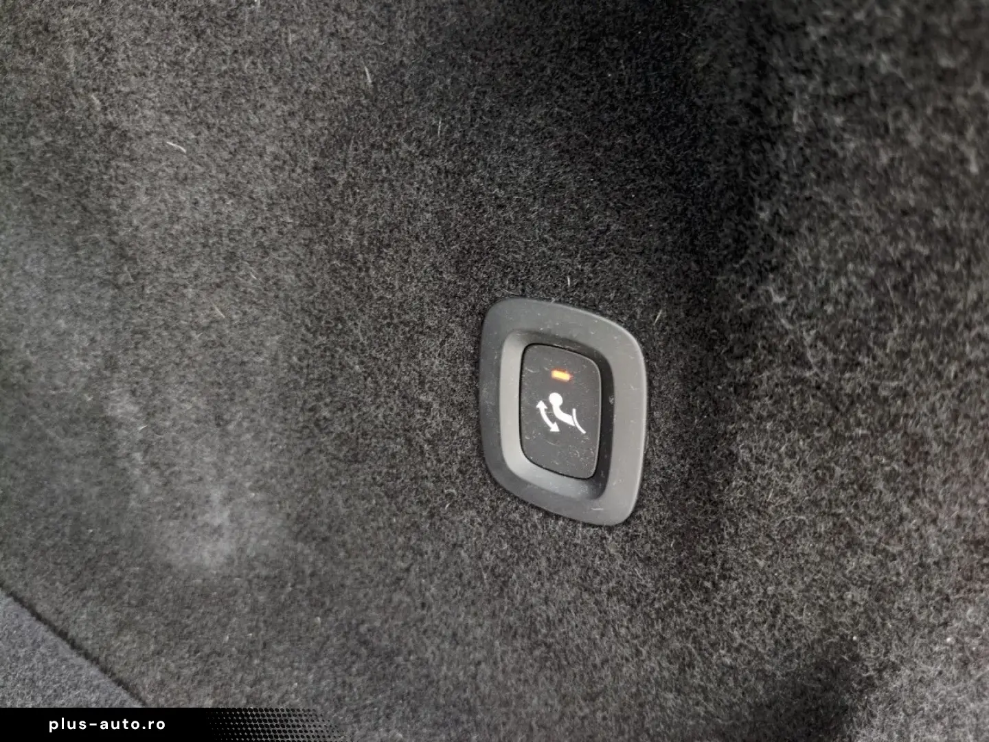VOLVO XC 60 Plus Black Edition AWD