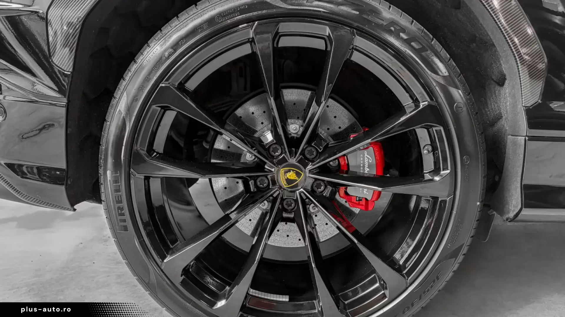 LAMBORGHINI URUS 2025 — imagine 23