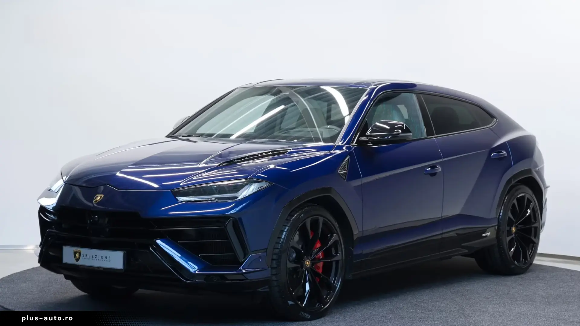 Lamborghini S   AKRAPOVIC   PANO   B & O   MASSAGE
