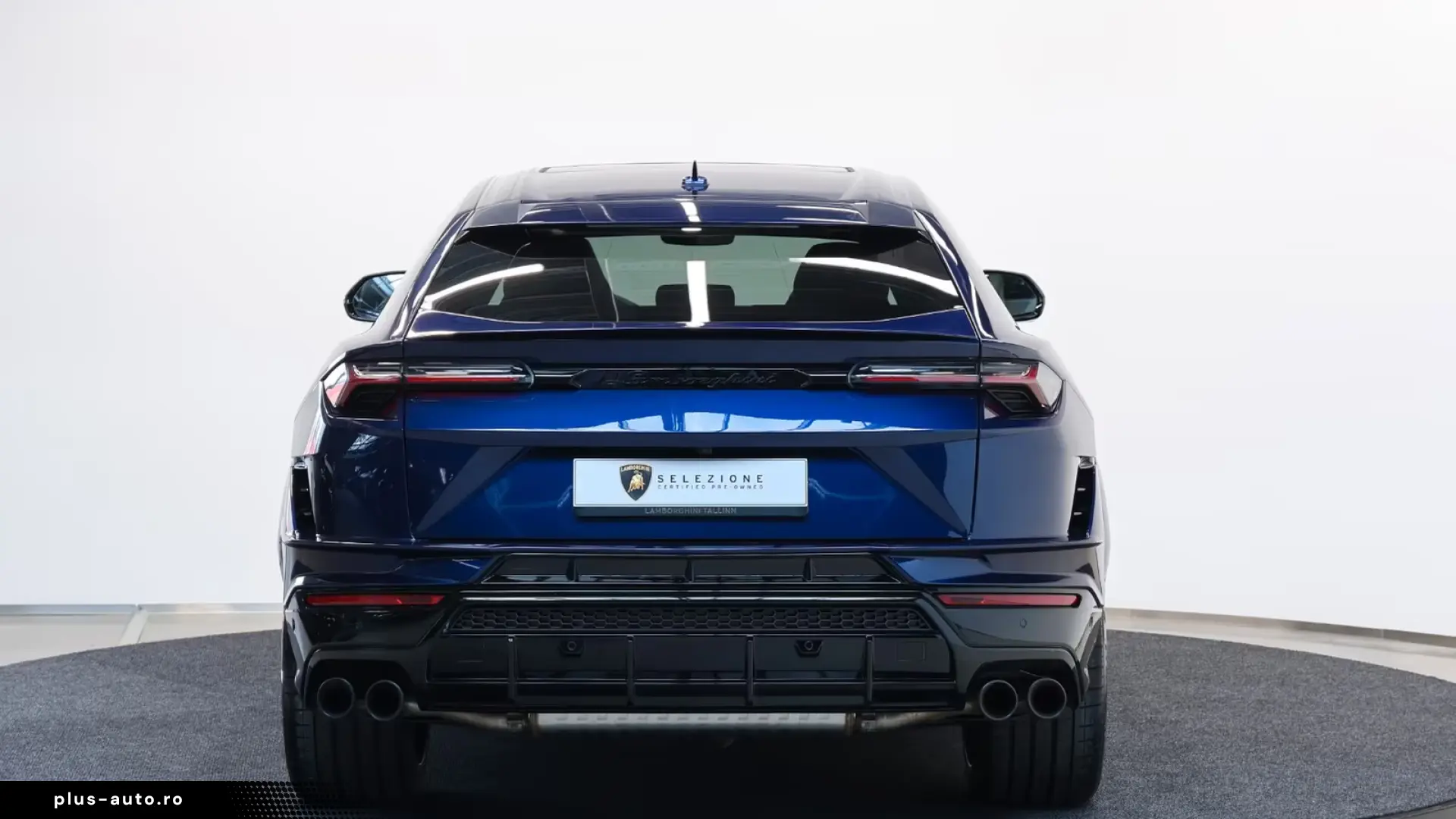 Lamborghini S   AKRAPOVIC   PANO   B & O   MASSAGE