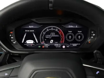 Lamborghini S   AKRAPOVIC   PANO   B & O   MASSAGE