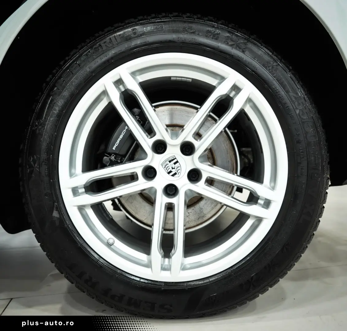 PORSCHE Macan SPORT-CHRONO SOUND-PACKAGE  LED 1.HAND