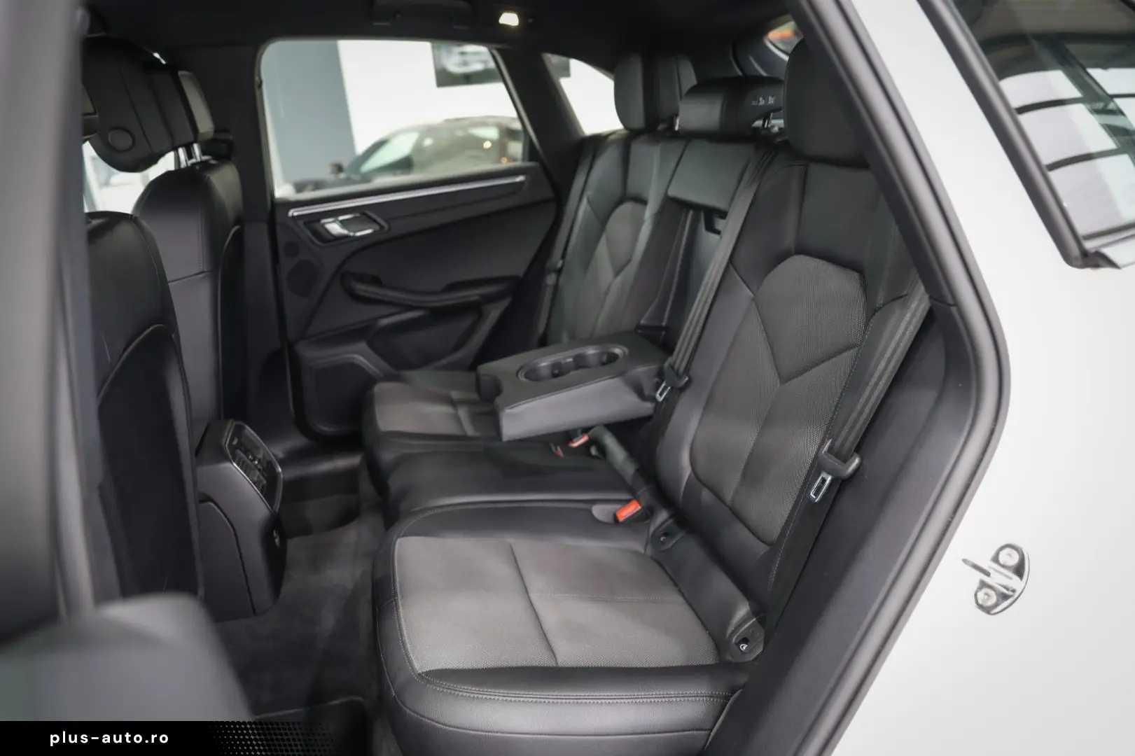PORSCHE Macan SPORT-CHRONO SOUND-PACKAGE  LED 1.HAND