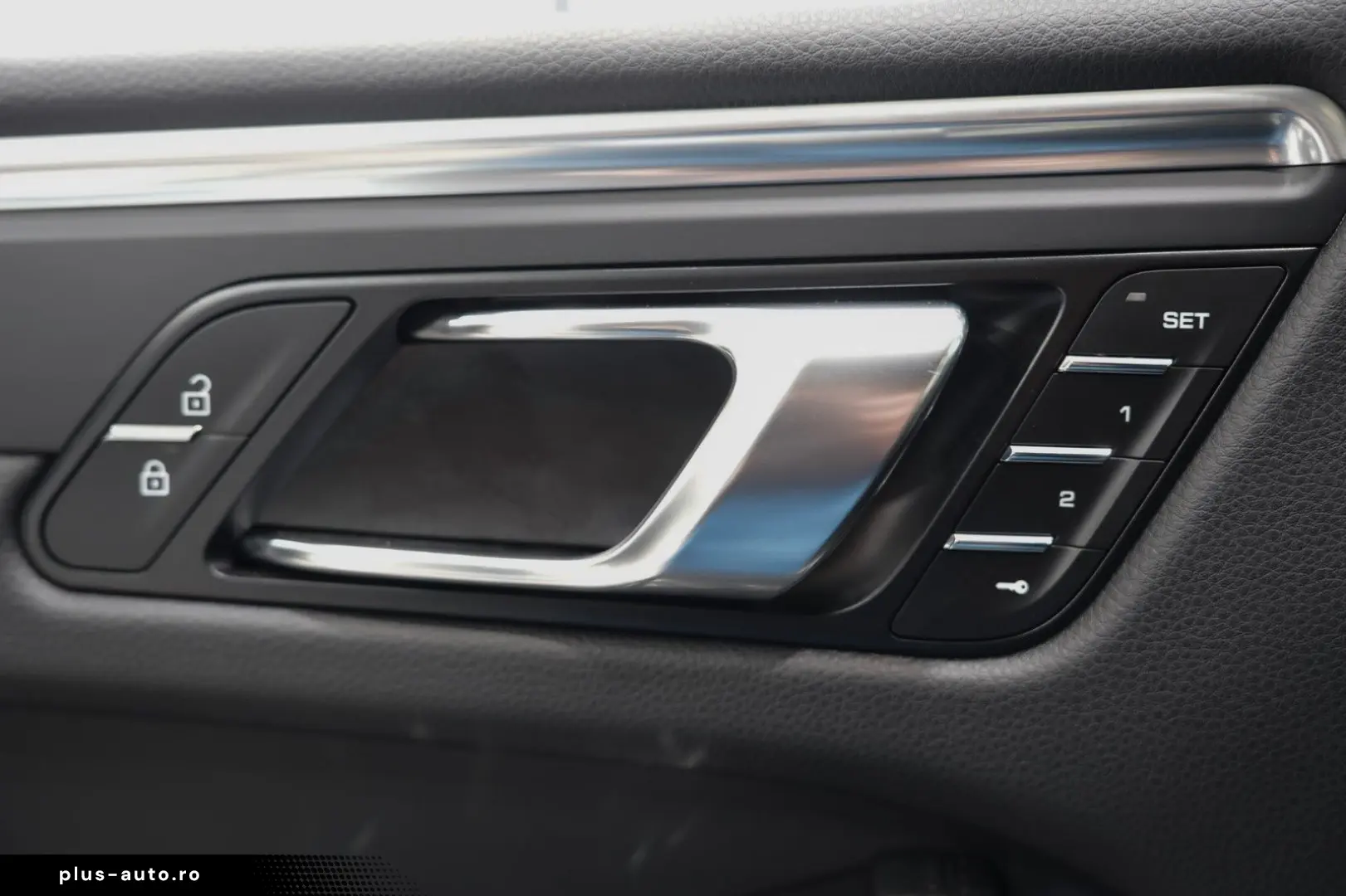 PORSCHE Macan SPORT-CHRONO SOUND-PACKAGE  LED 1.HAND