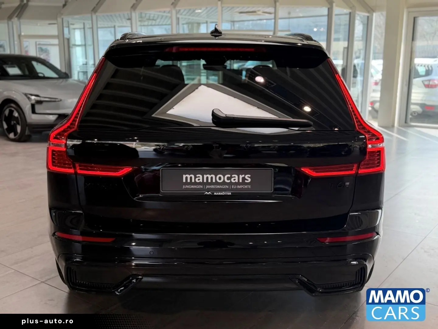 VOLVO XC60 T6 Ultra Black Edition