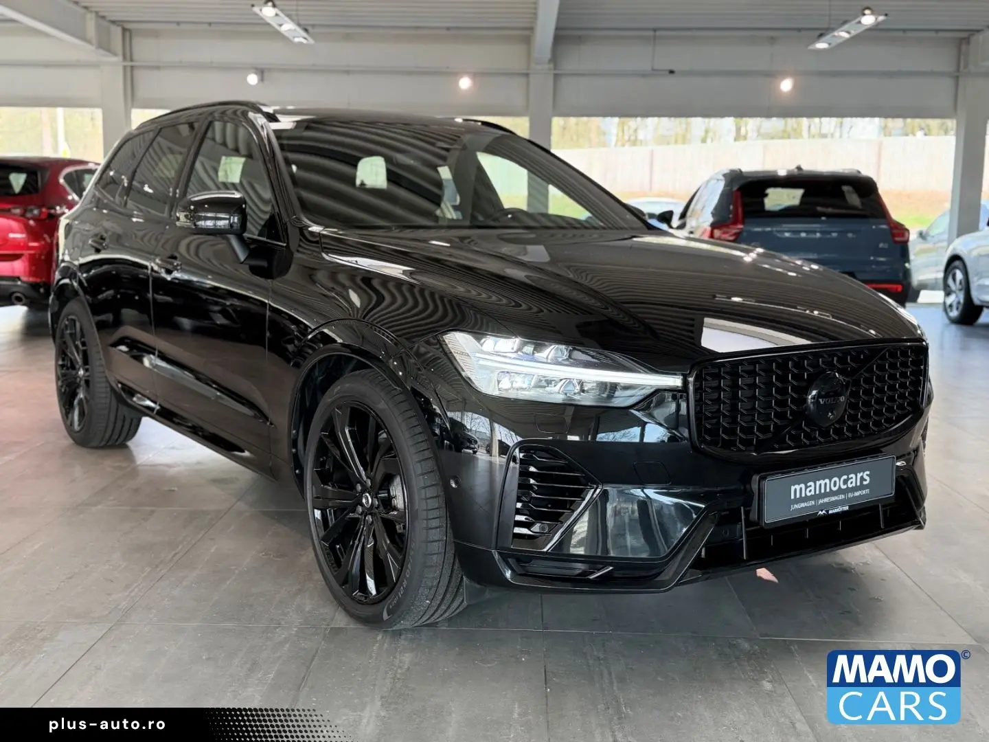 VOLVO XC60 T6 Ultra Black Edition
