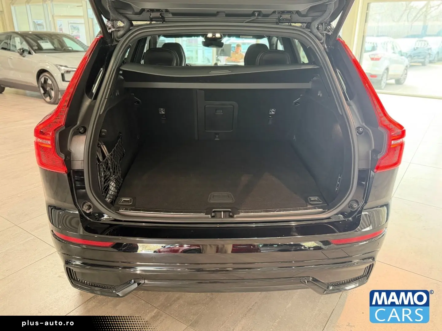 VOLVO XC60 T6 Ultra Black Edition