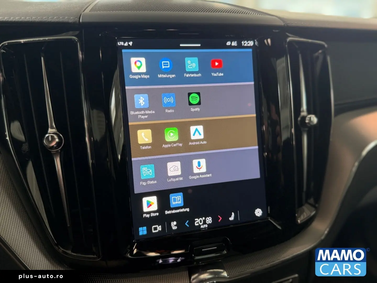 VOLVO XC60 T6 Ultra Black Edition